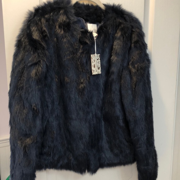 LC Lauren Conrad Jackets & Blazers - NWT Lauren Conrad Fake Fur Jacket.